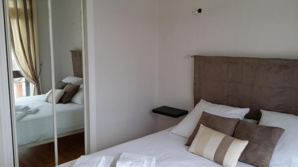 קרקסון Appartement Le Saint Michel - Les Balcons De La Cite מראה חיצוני תמונה